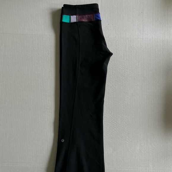 Reversible Lululemon Groove Pant - Picture 6 of 13